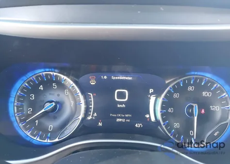 2025 Chrysler Pacifica Select из США, поврежденный, VIN 2C4RC1BG9SR555469